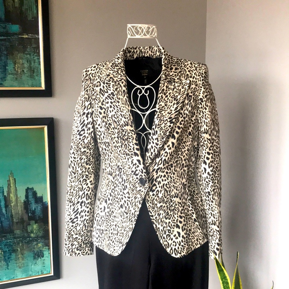 Escada Snow Leopard Jacket - Picture 1 of 4